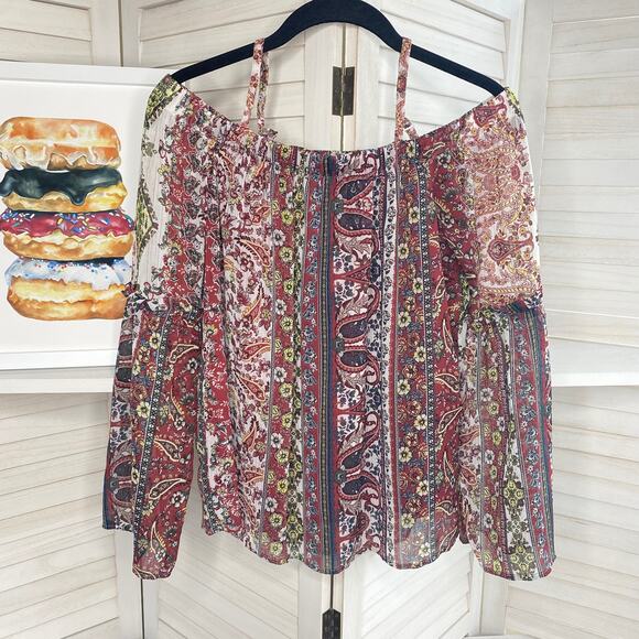 By & By red cold shoulder boho top - Picture 6 of 11